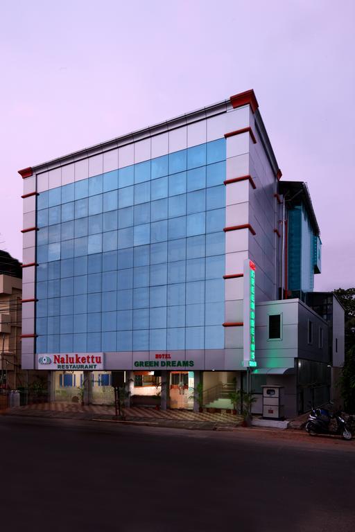 Hotel Green Dreams Kochi Exterior foto